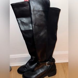 Women’s boots size 6.5